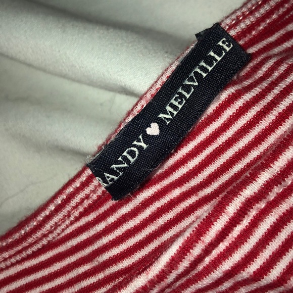 Brandy Melville cropped tank top - Picture 2 of 3